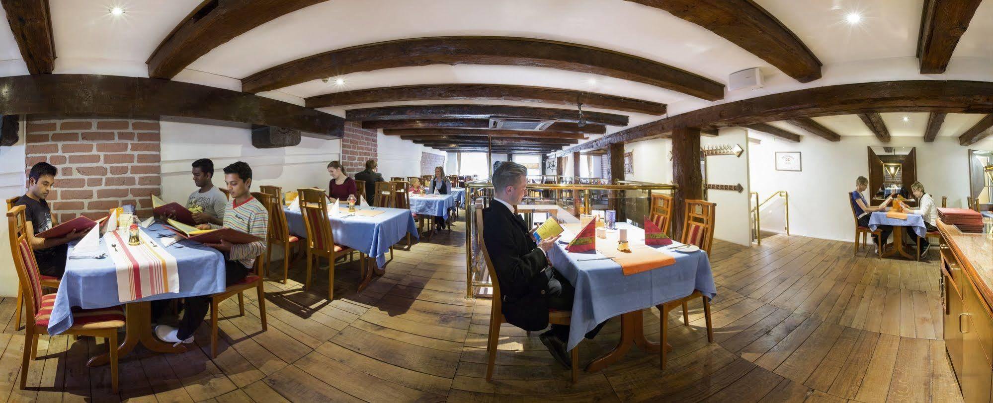 City Partner Hotel Alter Speicher Вісмар Екстер'єр фото