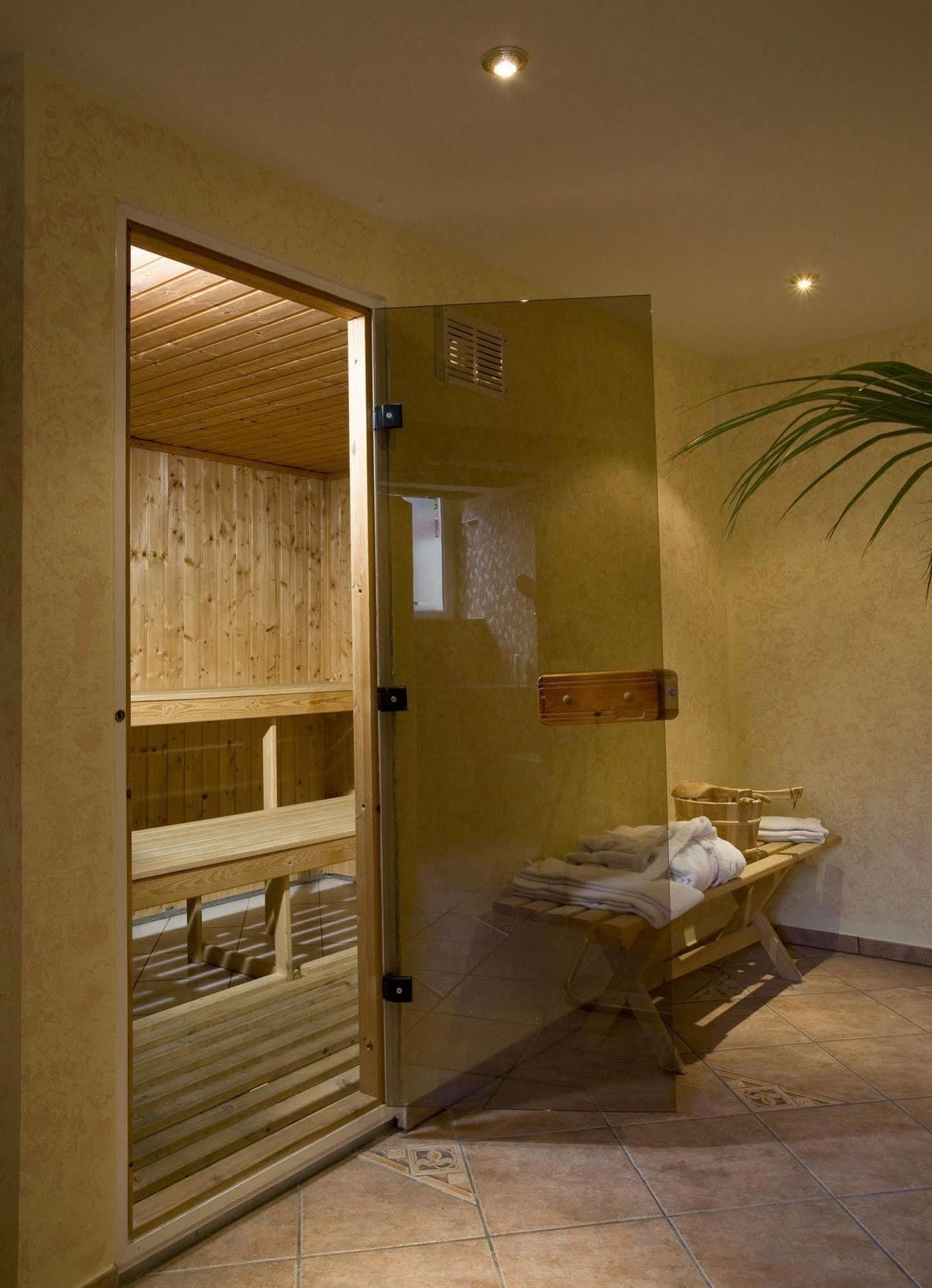City Partner Hotel Alter Speicher Вісмар Екстер'єр фото
